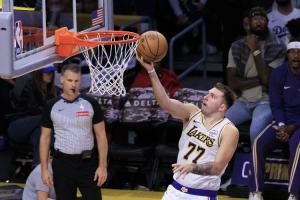 冲击得分王？东契奇目前场均41.3分&联盟第1 比第2字母哥多7.1分