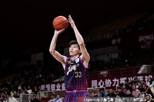 疑似上场！吴前首发32分钟14投仅1中&三分10投全失得到2分1板4助