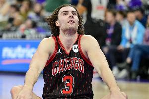 半个三双！吉迪上半场5中3砍下5+6+7 落后1分但正负值低至-19