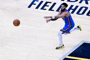 亚历山大：肯威回归太关键了带来了强劲能量斗志 还是熟悉的他