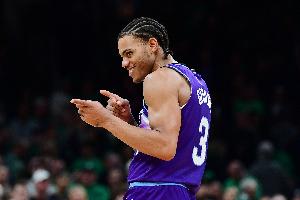 越战越勇！基昂特·乔治19中10砍下31分5板6助 罚球9中7