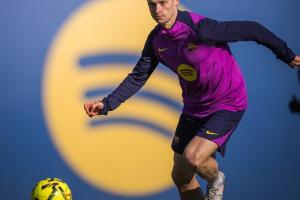 巴萨官方：德容发烧，将缺战对阵马竞的比赛