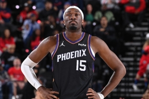 雷迪克：太阳不包夹&马威始终镇守篮下 造成了我们的多次失误