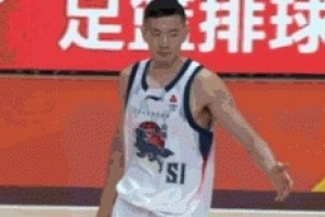 准得可怕！陈林坚三分5中5拿下19分1助 第三节独得11分