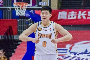 百步穿杨！张宁半场13分钟7投5中拿到16分2断 三分4中3