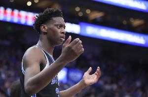 明年状元热门！AJ·迪班萨15中10砍22分5板5助2断1帽