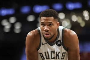 字母哥未来成疑？雄鹿遭遇信任危机 月中交易窗口开启或引发变局