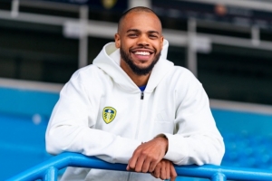 利兹联前锋恩梅查：我们能给切尔西制造麻烦 想和兄弟参加世界杯