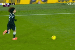 反击开始！内托替补破门，吉滕斯助攻