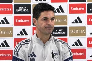 人就没齐过阿尔特塔：季前就准备过双前锋阵型，至今没能实现