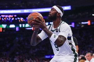 高炮台！波蒂斯上半场7中5得13分2板1断 三分5中3