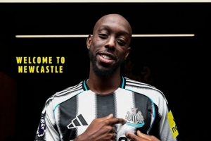 5500万镑新援有望首秀，维萨首次进入纽卡名单，以替补身份待命