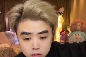 朱开：Wei为了追求更好的成绩，曾多次主动降薪