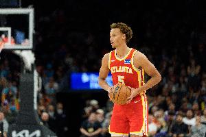 老鹰首节在主场投爆了&命中率高达76.2% 41-23领先掘金18分