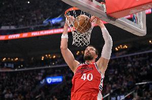 名记：初步迹象表明 快船对祖巴茨的要价至少两个首轮