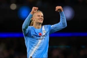 邮报盘点英格兰顶级联赛最快百球：1894年J·坎贝尔仅用102场达成