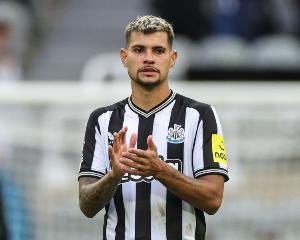 角球直接破门！吉马良斯：难以置信，是我职业生涯最漂亮进球之一