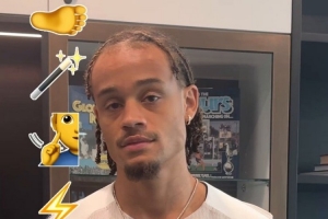 西蒙斯组建完美球员：左脚梅西、右脚+技巧内马尔、速度姆巴佩