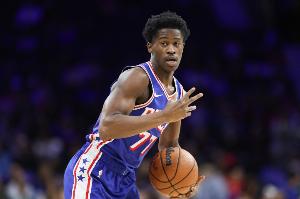 打得一般！探花秀埃奇库姆13投5中&罚球3中3 得到15分5板3助