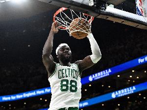 持续发力！怀特喂饼科塔 凯尔特人打出10-2扩大领先