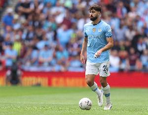 格瓦迪奥尔：我们落后阿森纳2分正逐渐接近，赛季很长还没到半程