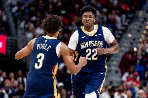 不愧是石佛看中的新人！奎因单节100%命中率轰20+ 历史最年轻球员