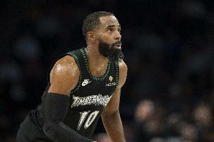 康利：场上场下我都没有私心 我和队友相互尊重这对我意义非凡