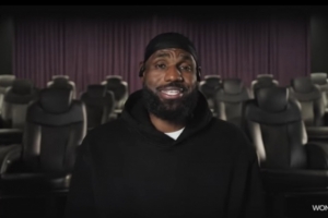 詹姆斯：现在的进攻篮板率上升是因为三分投得多 长篮板也就更多