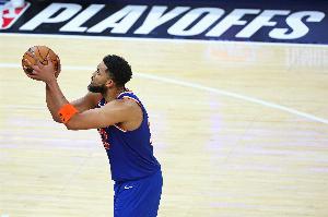 高炮台发威！唐斯反击快下 弧顶追身三分一箭穿心