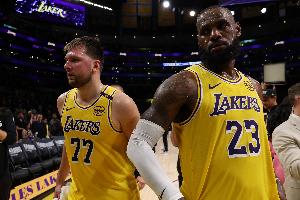 NBA杯1/4淘汰赛湖人VS马刺 ESPN预测湖人胜率67.2% 马刺32.8%