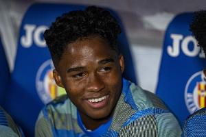 马卡报：阿隆索训练时特别关照恩德里克，后者有望获得出场机会