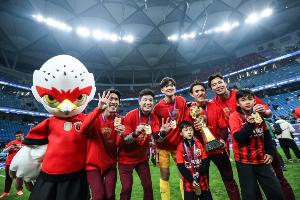 东体：海港明年1月中旬集中，期间会评估球员合同情况