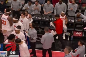 攻防建功！哈特抢断后又补篮得手 帮助尼克斯反超打停猛龙