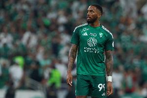 英媒：托尼希望重返英超+踢世界杯，但因税务问题明年1月很难回归