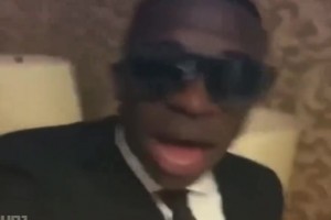 安帅选择理想中场阵容：齐达内/卡卡，皮尔洛，魔笛，神灯/蒂亚戈