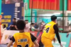 有谁还记得❓️当年世界杯，邵佳一vs巴西任意球险些破门