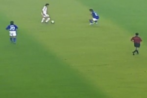 亚洲杯官推致敬邵佳一：当年“油炸丸子”令日本球员原地石化