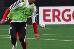 辉煌的履历！穆里尼奥回看自己的欧冠经典战，他最爱哪一刻？