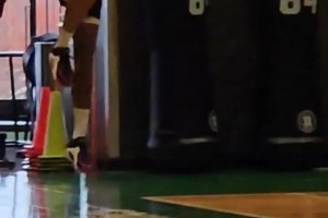 看起来哪里像六个月前断了跟腱的？塔图姆正在训练，复出在即！