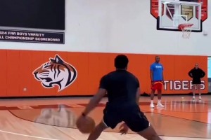 为什么说他是单挑滴神！杜兰特这技术真没话说，全是细节！！！