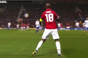 破球荒！国米官推晒实拍：劳塔罗征服比萨斜塔