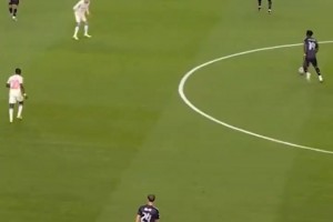 这就是阿隆索执教皇马仅仅15天后球队的比赛风格…药厂2.0？