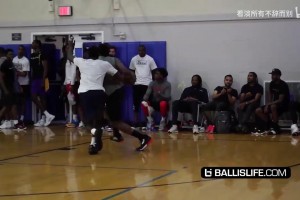 当他开始胯下运球就进入了节奏！巅峰哈登的进攻真是赏心悦目！