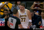 湖人10-17落后老鹰，盖耶独得11分