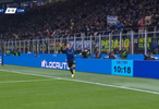 第11分钟，劳塔罗抢点破门，国际米兰1-0科莫！